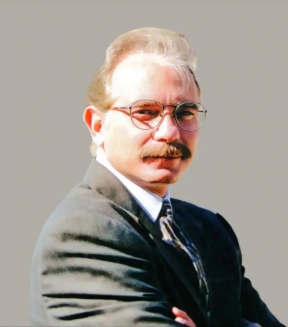 Portrait of Ernesto Rois-Mendez